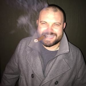 Meet your Posher, Gray